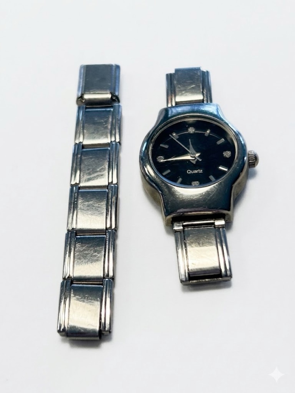 Vintage Quartz Italian Charm Watch + 8 Links - Clean Crystal